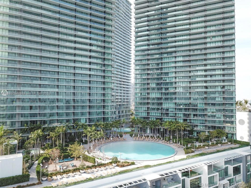 Real estate property located at 650 32nd St #2907, Miami-dade, Paraiso Bay Condo, Miami, FL