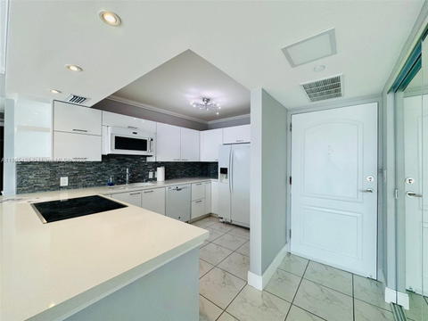 Real estate property located at 3625 Country Club Dr #2009, Miami-dade, Aventura Eldorado Condo, Aventura, FL