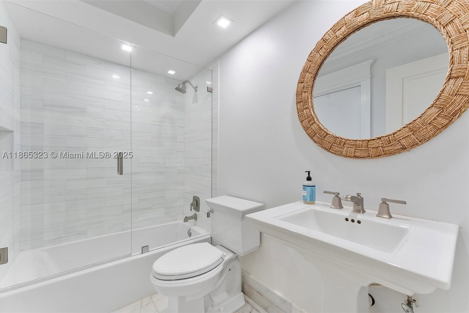 Real estate property located at 746 Marble Ct, Palm Beach, Sun And Surf Club Communi, Boca Raton, FL