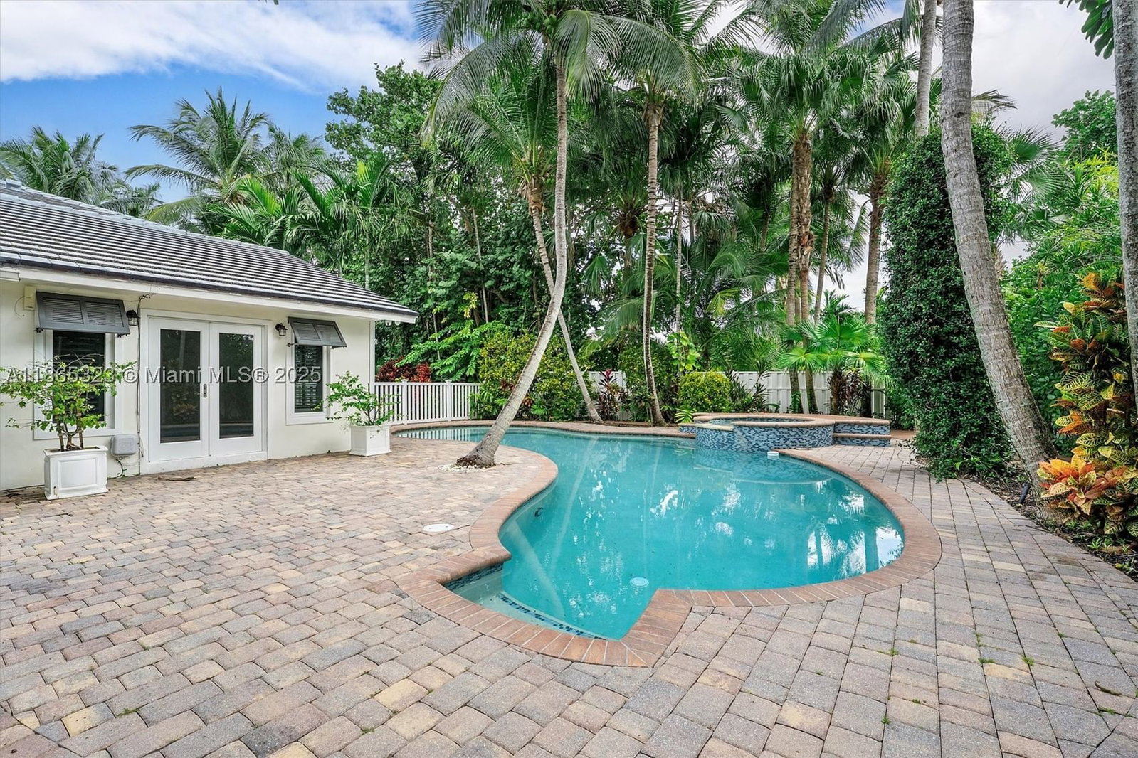 Real estate property located at 746 Marble Ct, Palm Beach, Sun And Surf Club Communi, Boca Raton, FL