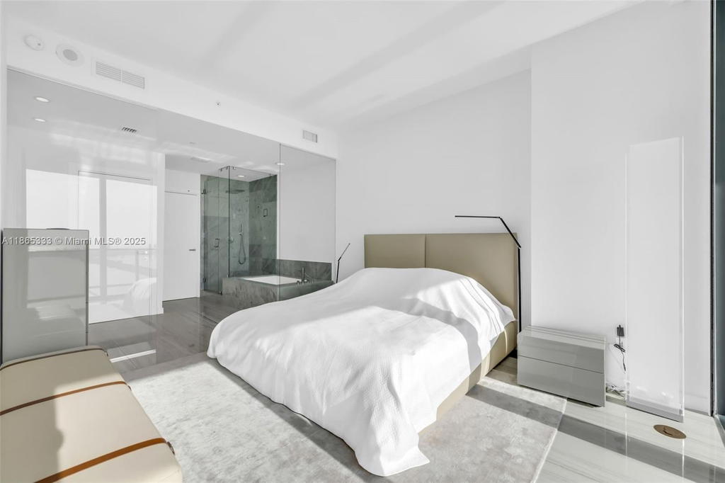 Real estate property located at 480 31st St #4503, Miami-dade, Gran Paraiso Condo, Miami, FL