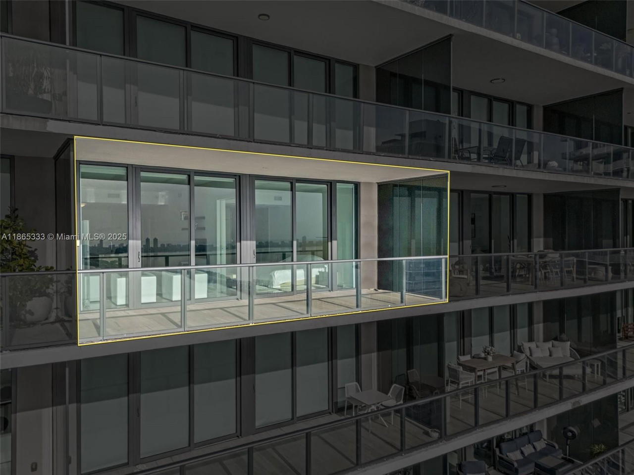 Real estate property located at 480 31st St #4503, Miami-dade, Gran Paraiso Condo, Miami, FL