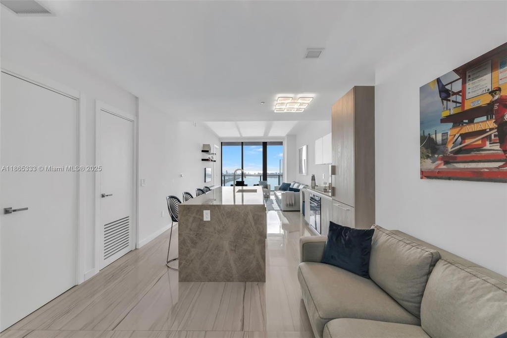 Real estate property located at 480 31st St #4503, Miami-dade, Gran Paraiso Condo, Miami, FL