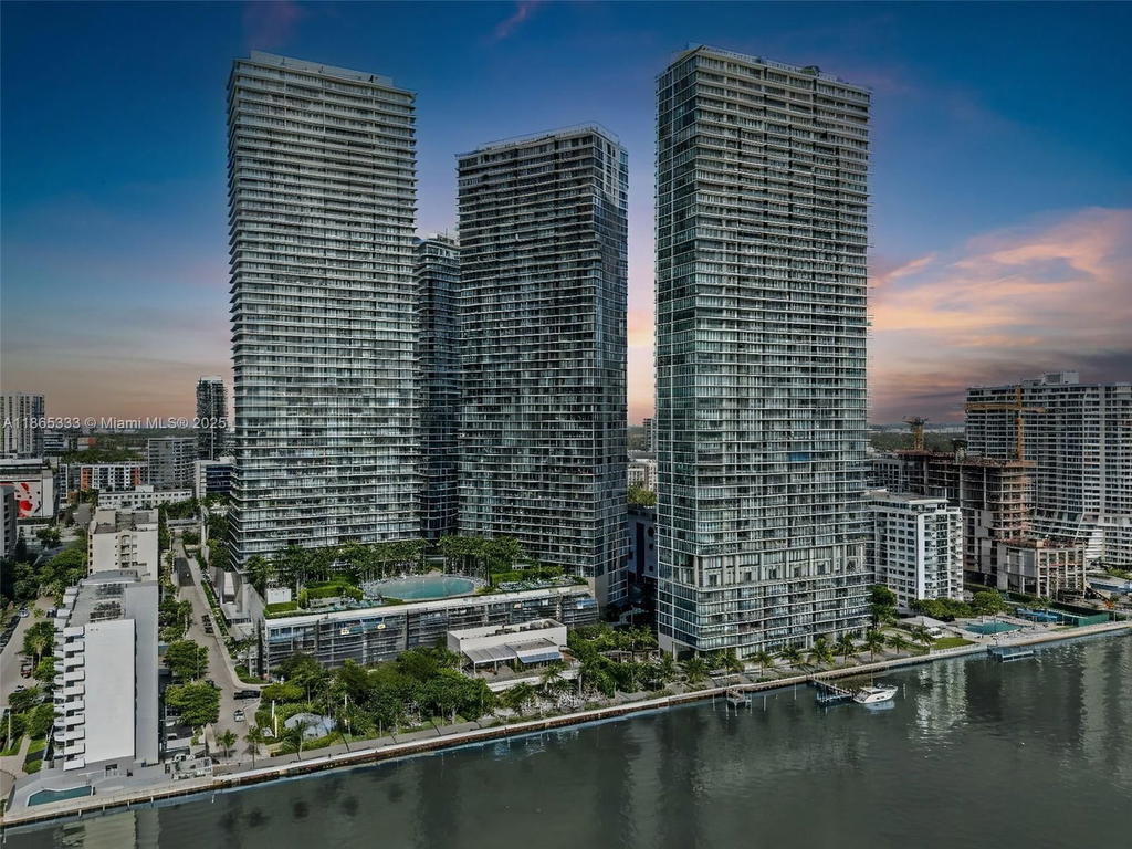 Real estate property located at 480 31st St #4503, Miami-dade, Gran Paraiso Condo, Miami, FL