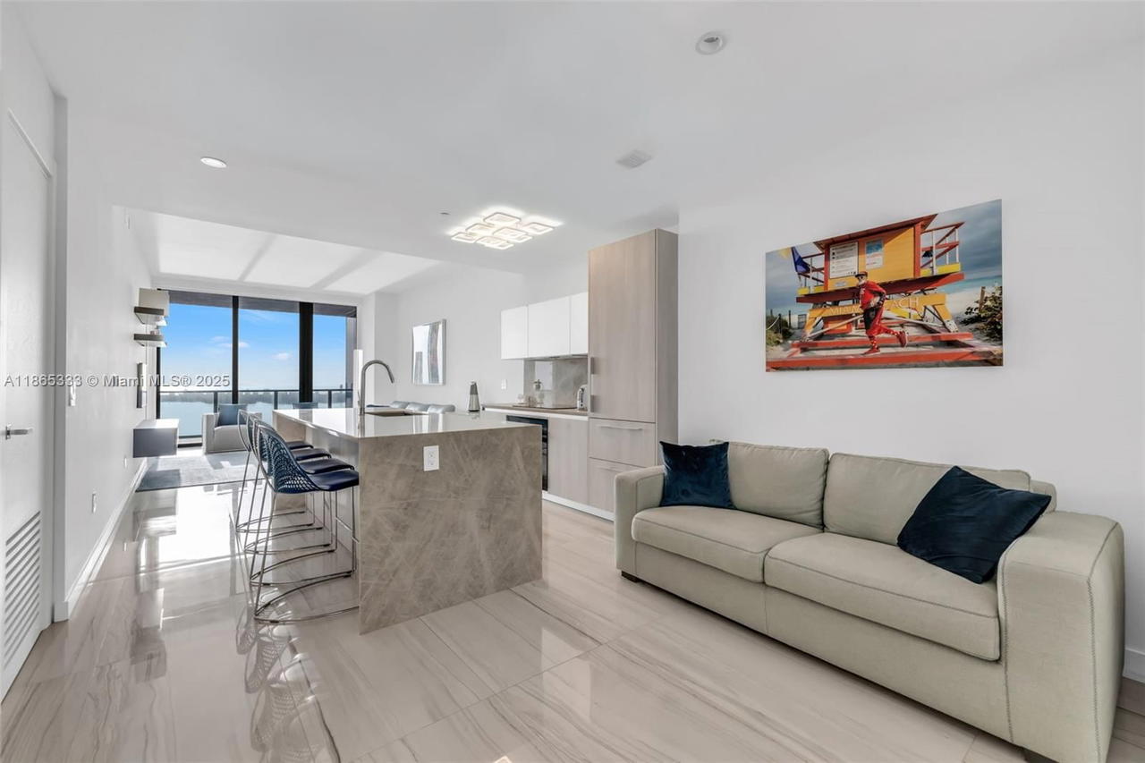 Real estate property located at 480 31st St #4503, Miami-dade, Gran Paraiso Condo, Miami, FL