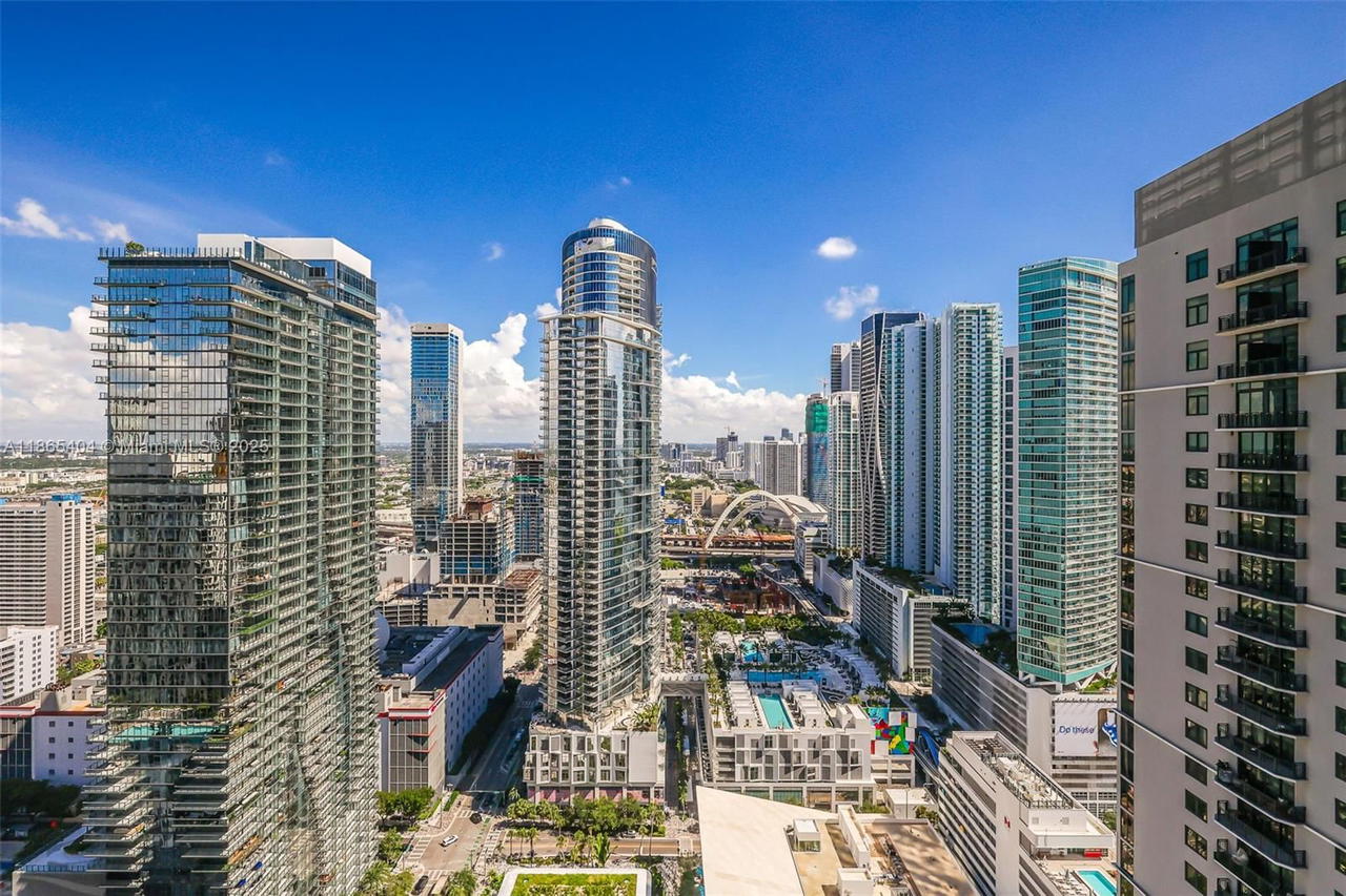 Real estate property located at 159 6th St #3601, Miami-dade, Gale Miami, Miami, FL
