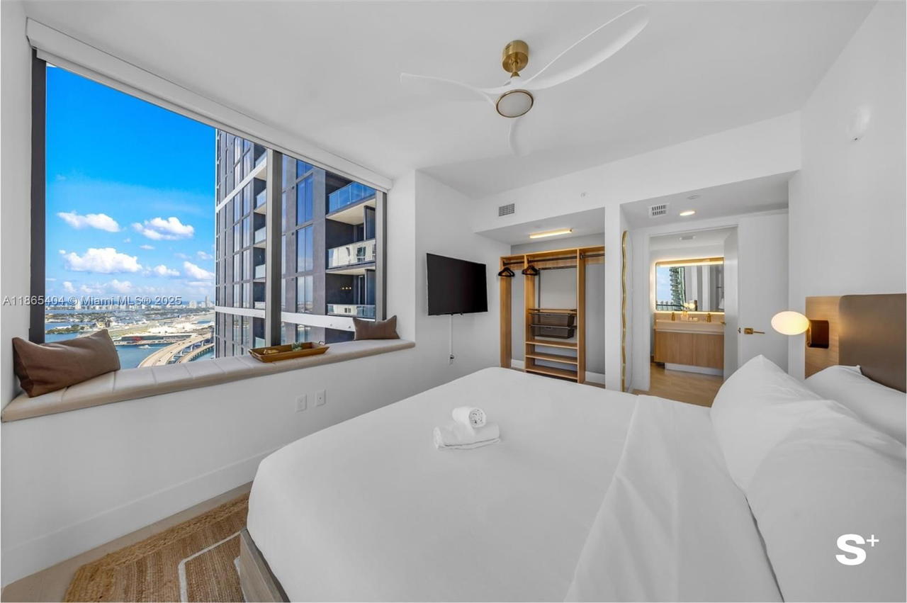 Real estate property located at 159 6th St #3601, Miami-dade, Gale Miami, Miami, FL