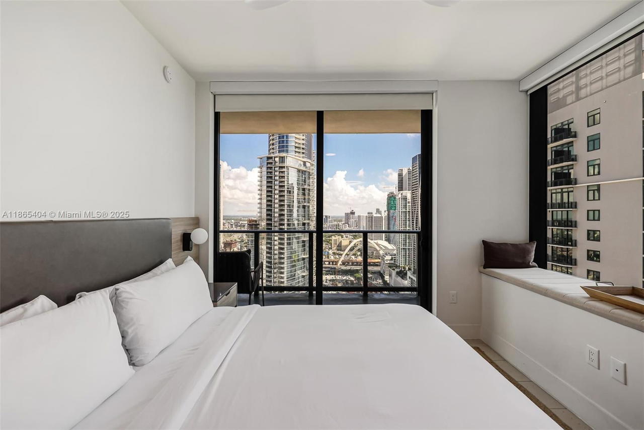 Real estate property located at 159 6th St #3601, Miami-dade, Gale Miami, Miami, FL