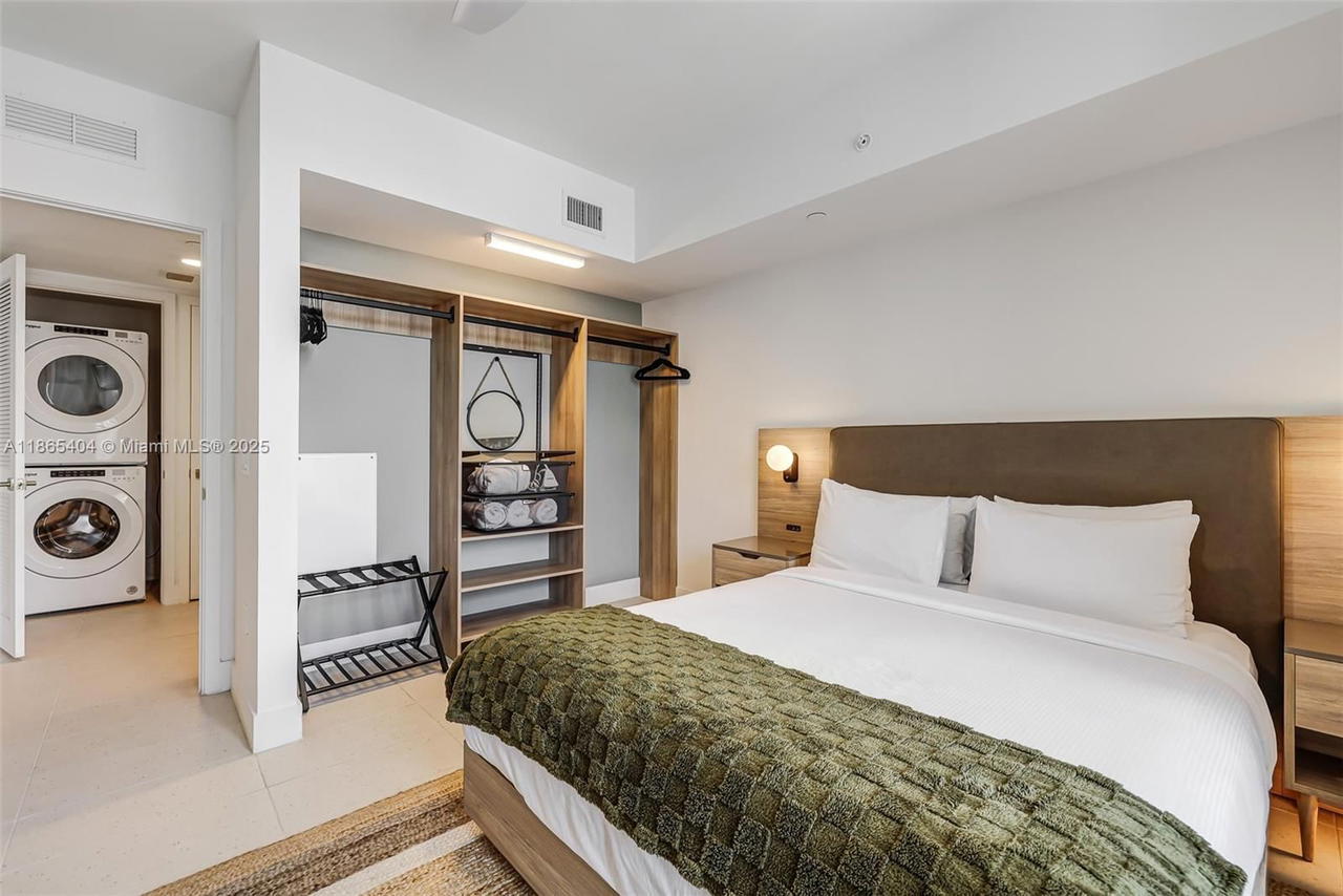Real estate property located at 159 6th St #3601, Miami-dade, Gale Miami, Miami, FL