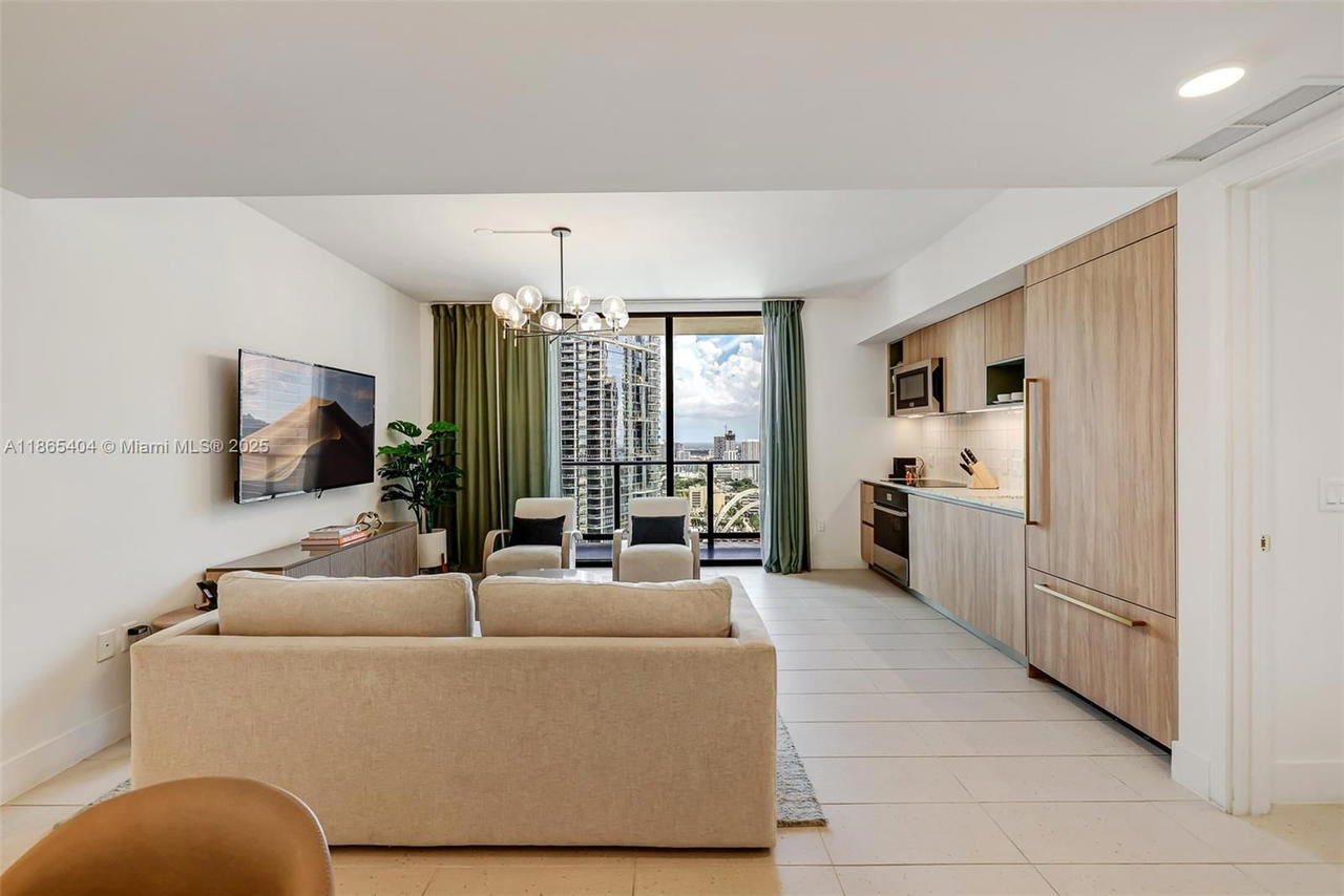 Real estate property located at 159 6th St #3601, Miami-dade, Gale Miami, Miami, FL