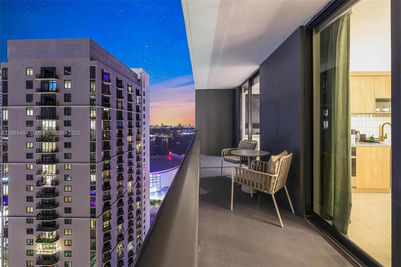 Real estate property located at 159 6th St #3601, Miami-dade, Gale Miami, Miami, FL