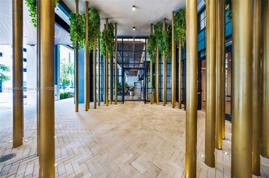 Real estate property located at 159 6th St #3601, Miami-dade, Gale Miami, Miami, FL