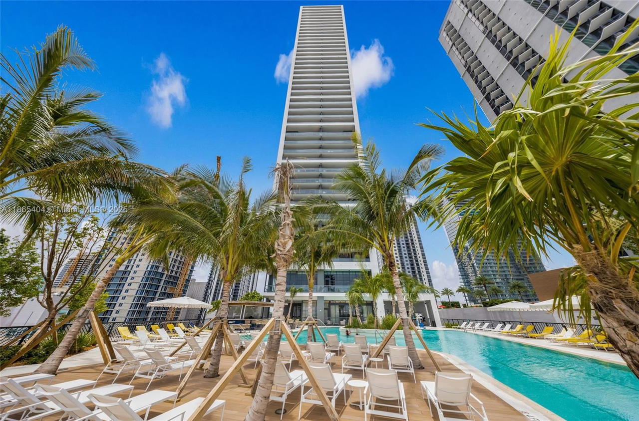 Real estate property located at 159 6th St #3601, Miami-dade, Gale Miami, Miami, FL