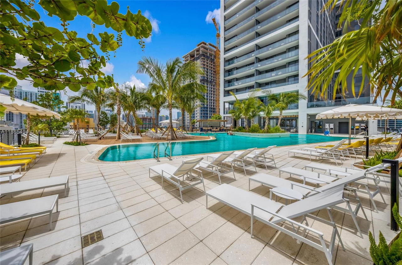 Real estate property located at 159 6th St #3601, Miami-dade, Gale Miami, Miami, FL