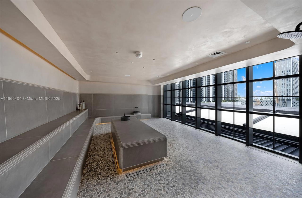 Real estate property located at 159 6th St #3601, Miami-dade, Gale Miami, Miami, FL