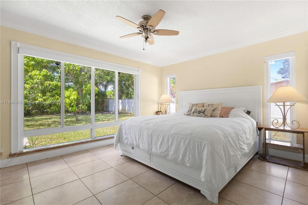 Real estate property located at 411 Martin Rd, Broward, Kimberly Forest, Margate, FL
