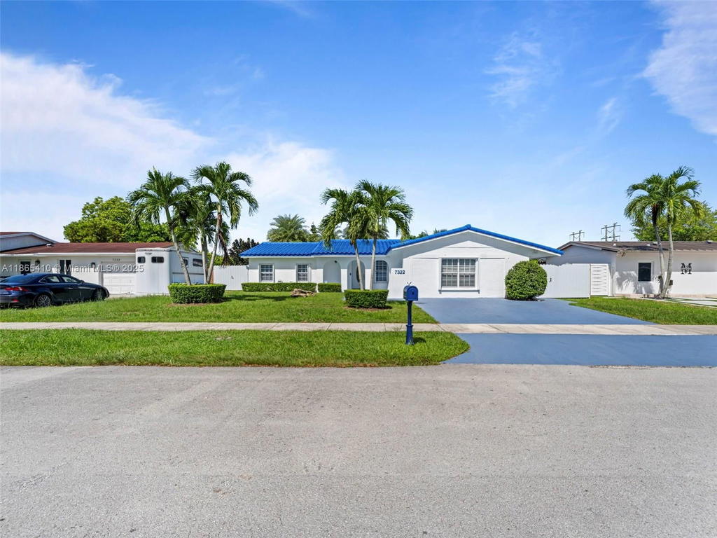 Real estate property located at 7322 134th Pl, Miami-dade, Winston Park Unit 6, Miami, FL