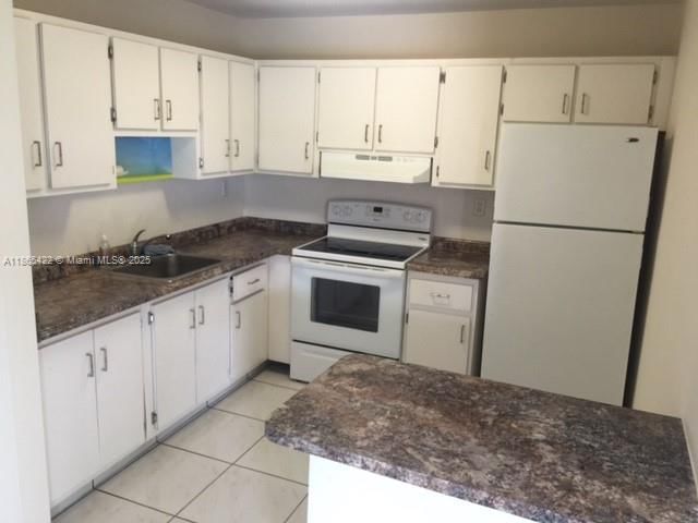 Real estate property located at 10745 3rd St #8, Miami-dade, Barlovento Condo, Sweetwater, FL