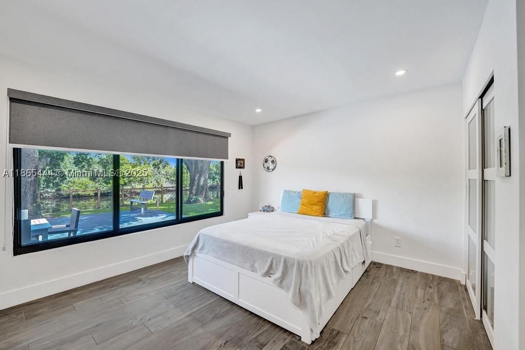 Real estate property located at 4660 37th Ave, Broward, Davis Isles Sec 5, Dania Beach, FL