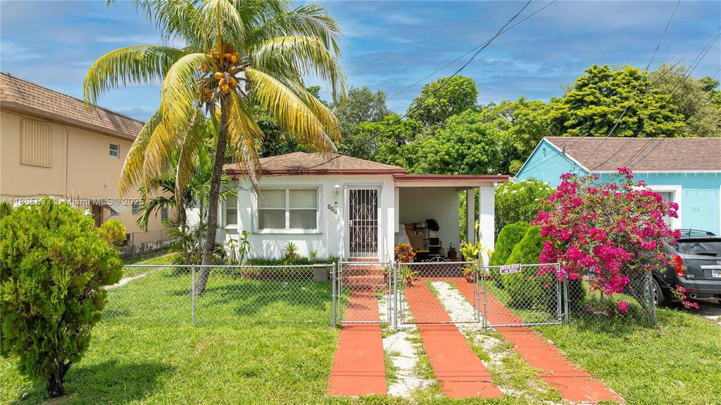 Real estate property located at 926 24th Ct, Miami-dade, Riverside Farms, Miami, FL