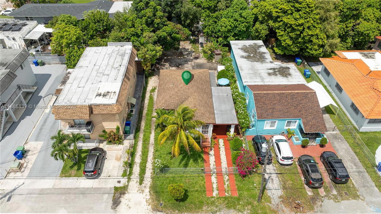Real estate property located at 926 24th Ct, Miami-dade, Riverside Farms, Miami, FL
