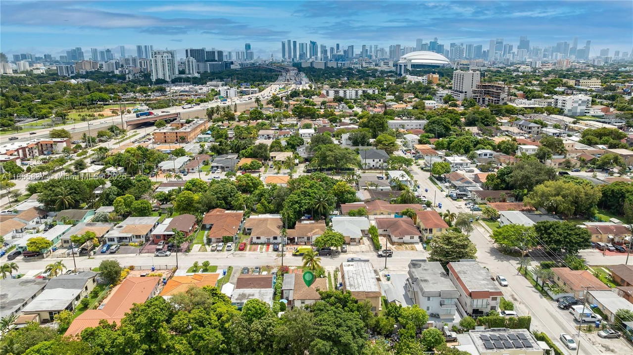 Real estate property located at 926 24th Ct, Miami-dade, Riverside Farms, Miami, FL