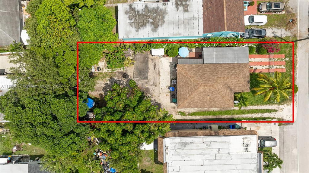 Real estate property located at 926 24th Ct, Miami-dade, Riverside Farms, Miami, FL