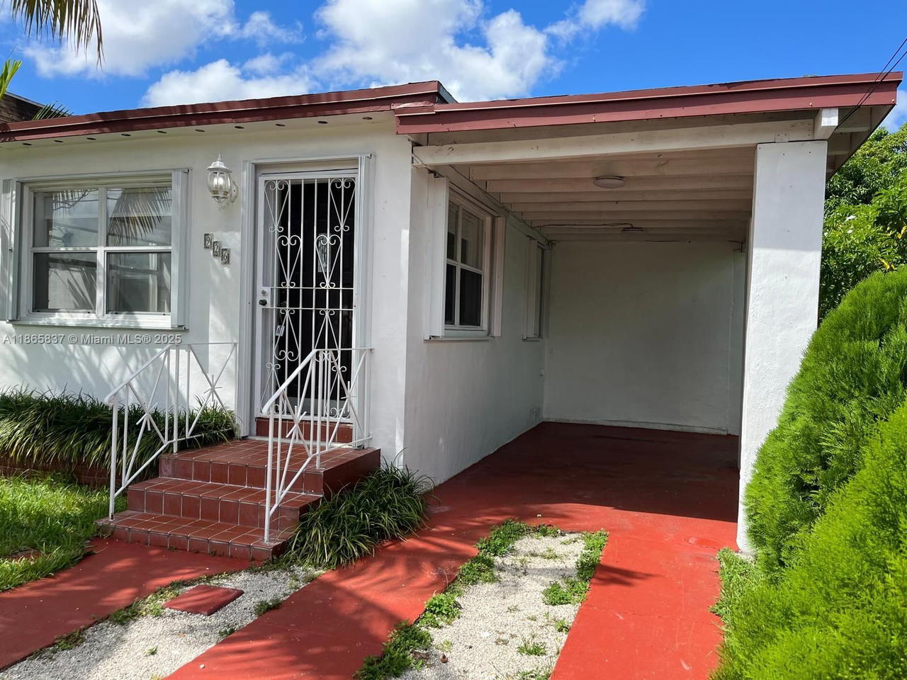 Real estate property located at 926 24th Ct, Miami-dade, Riverside Farms, Miami, FL