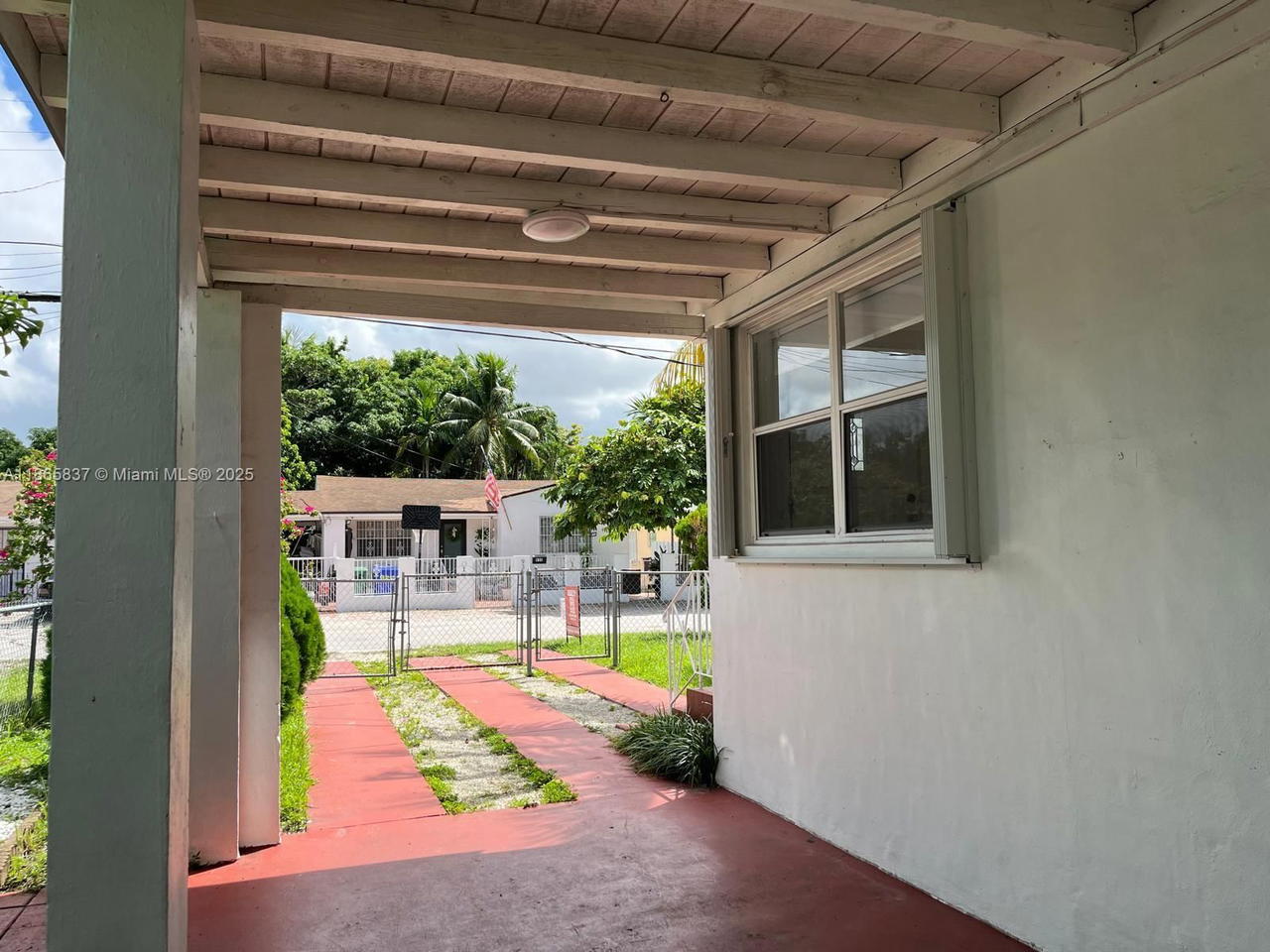 Real estate property located at 926 24th Ct, Miami-dade, Riverside Farms, Miami, FL