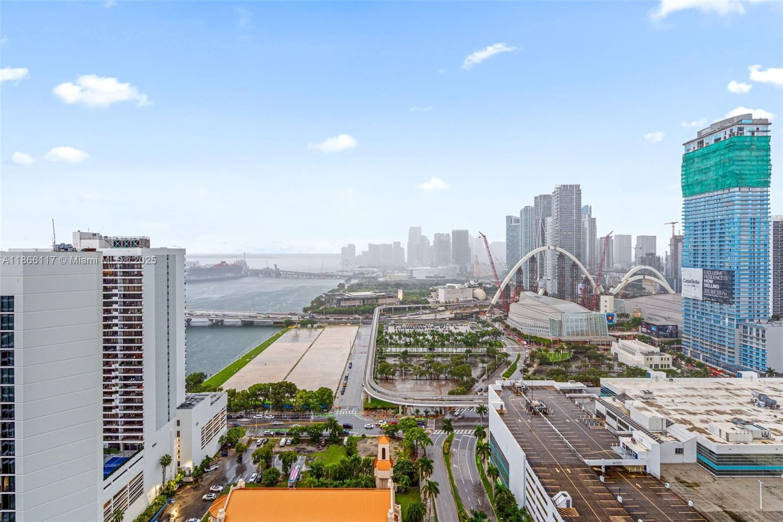 Real estate property located at 1717 Bayshore Dr A-3752, Miami-dade, Venetia Condo, Miami, FL