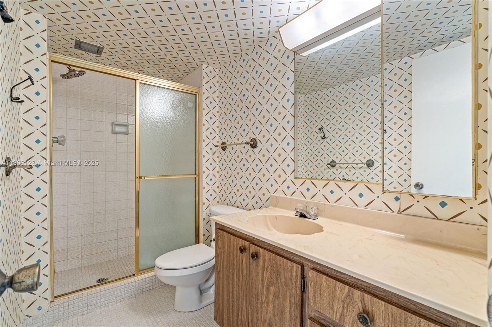 Real estate property located at 2851 183rd St #2107E, Miami-dade, Admirals Port Condo, Aventura, FL