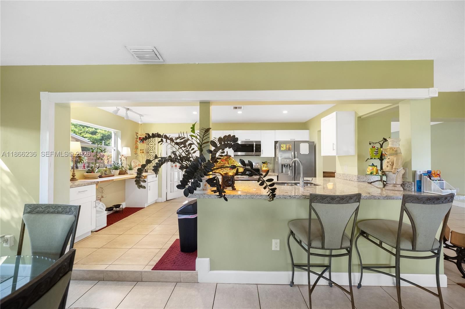 Real estate property located at 3430 21st Ave, Broward, Royal Palm Acres Third Se, Oakland Park, FL