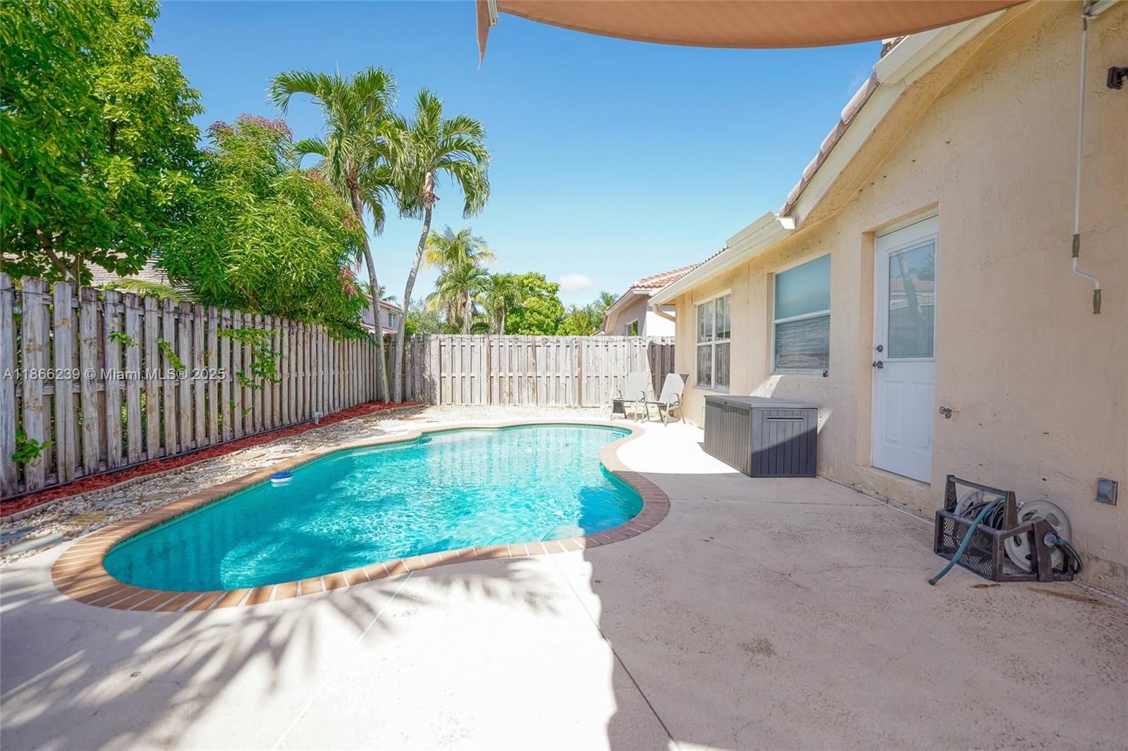 Real estate property located at 14014 Cypress Cove Cir, Broward, West Park-west Parcel, Davie, FL