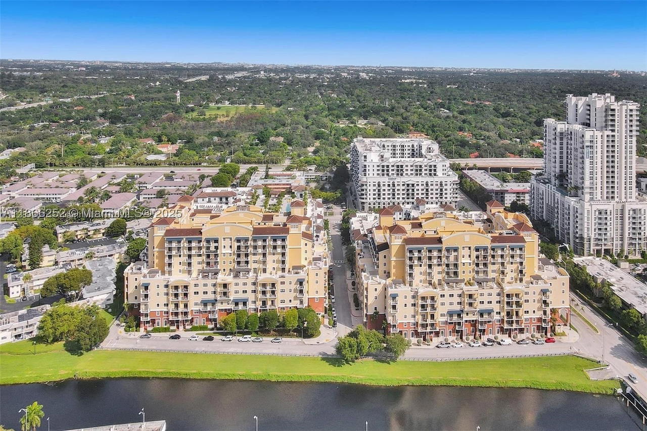 Real estate property located at 8395 73rd Ave #509, Miami-dade, Colonnade At Dadeland Sw, Miami, FL
