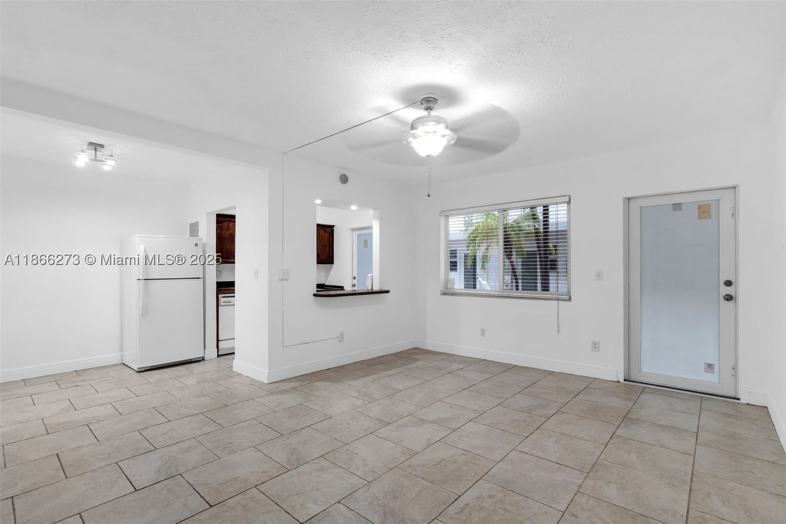 Real estate property located at 7424 Byron Ave #2B, Miami-dade, Moonglow Condo, Miami Beach, FL