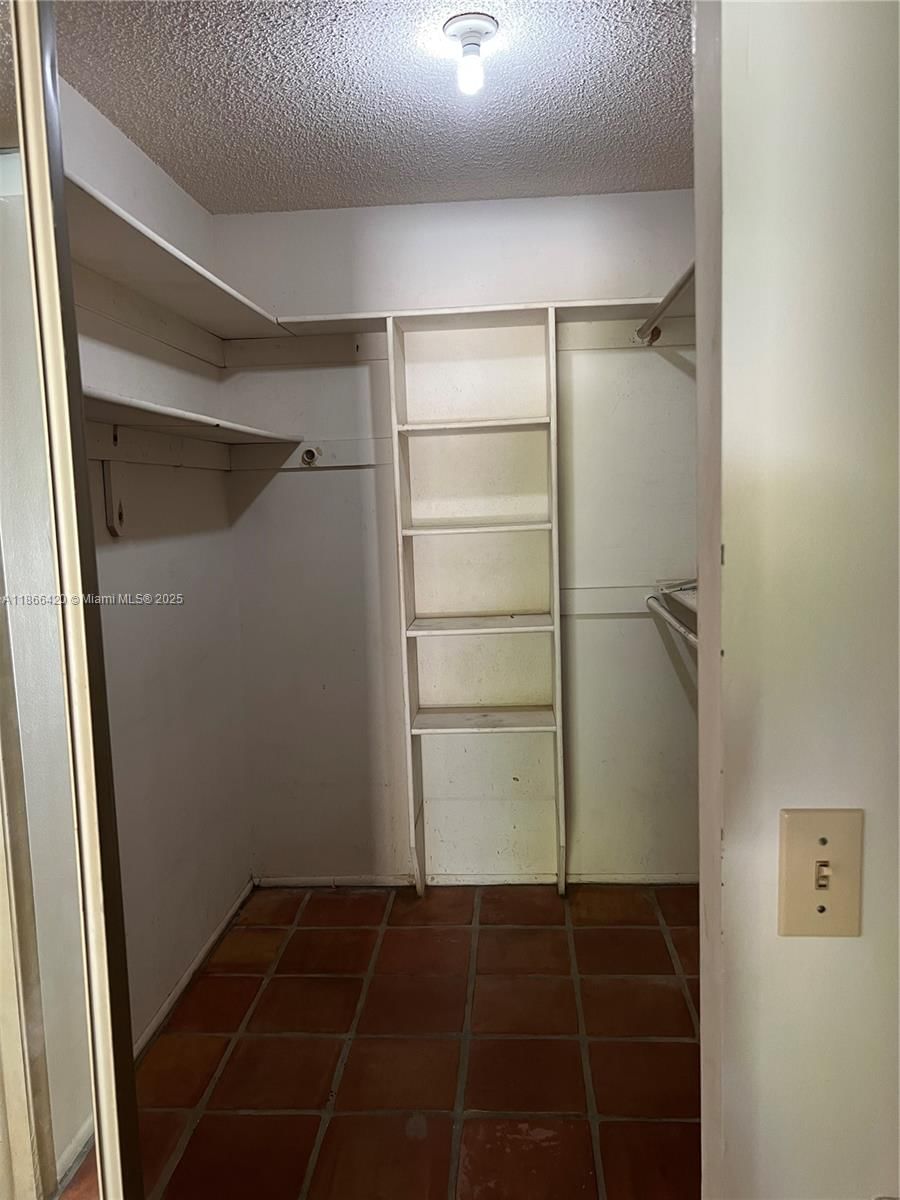 Real estate property located at , Broward, Westview Sec 3 Part 1 Ame, Pembroke Pines, FL