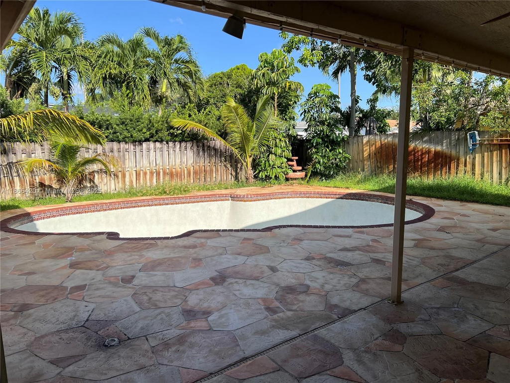 Real estate property located at , Broward, Westview Sec 3 Part 1 Ame, Pembroke Pines, FL