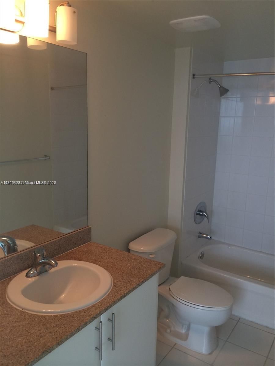 Real estate property located at 1861 S River Dr #1005, Miami-dade, Terrazas Riverpark Villag, Miami, FL