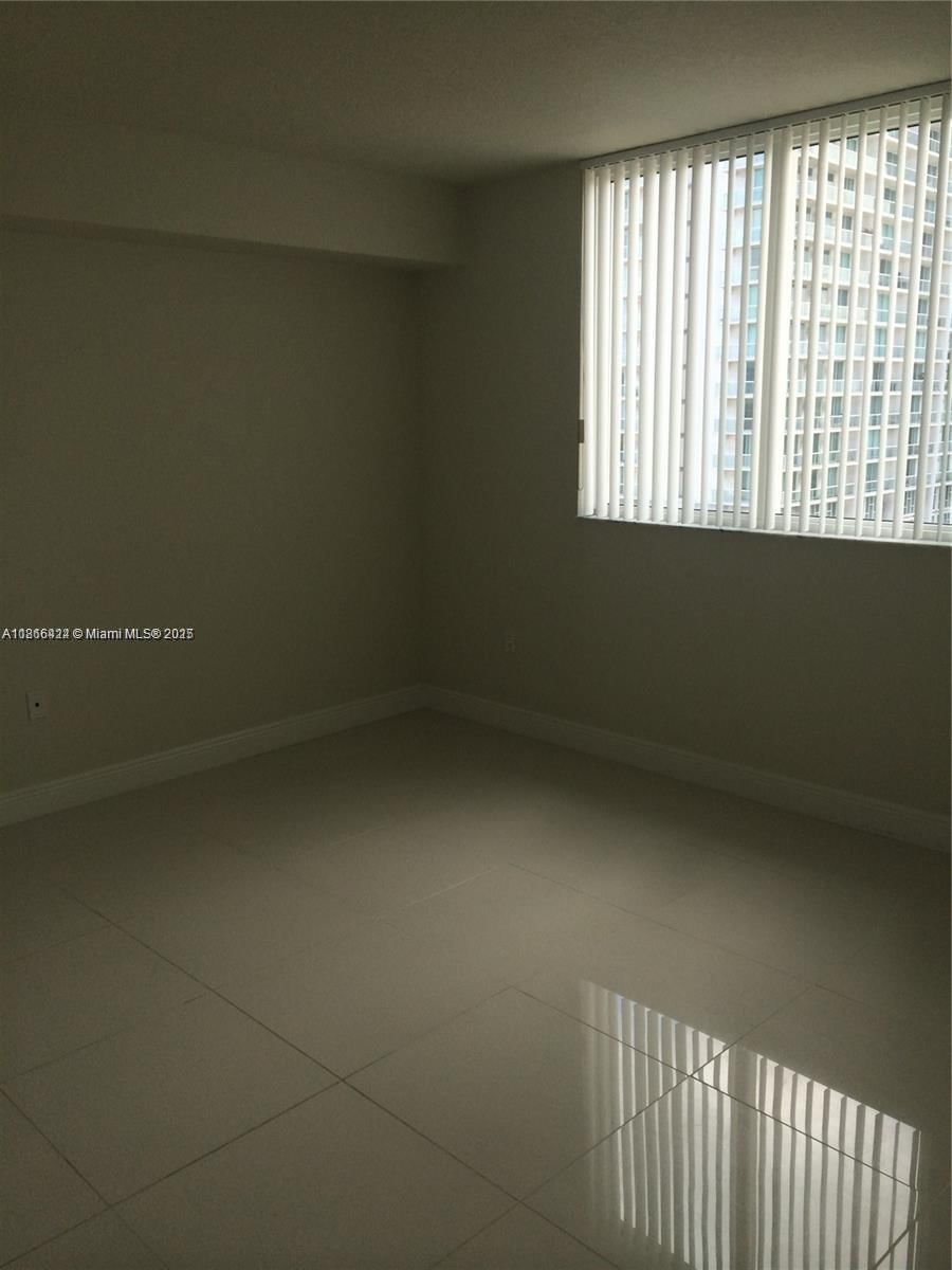 Real estate property located at 1861 S River Dr #1005, Miami-dade, Terrazas Riverpark Villag, Miami, FL