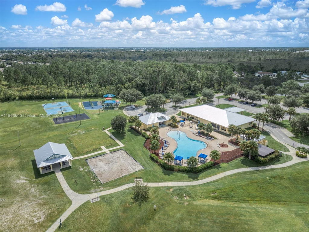 Real estate property located at 4919 Mendavia Drive, Highlands, The Preserve In Sun N Lake, Sebring, FL