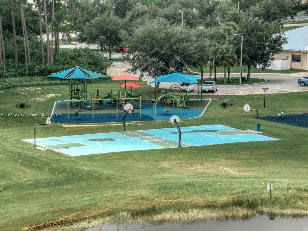 Real estate property located at 4919 Mendavia Drive, Highlands, The Preserve In Sun N Lake, Sebring, FL