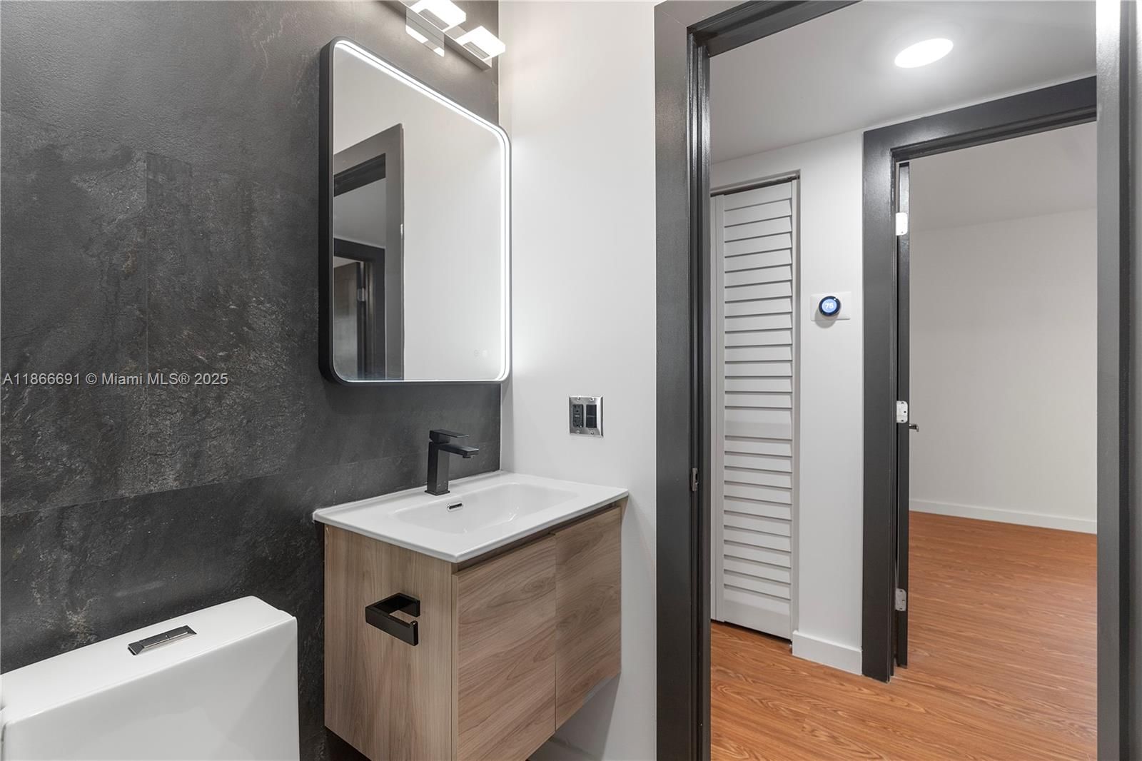 Real estate property located at 1428 153rd Ter, Miami-dade, Washington Park, North Miami Beach, FL