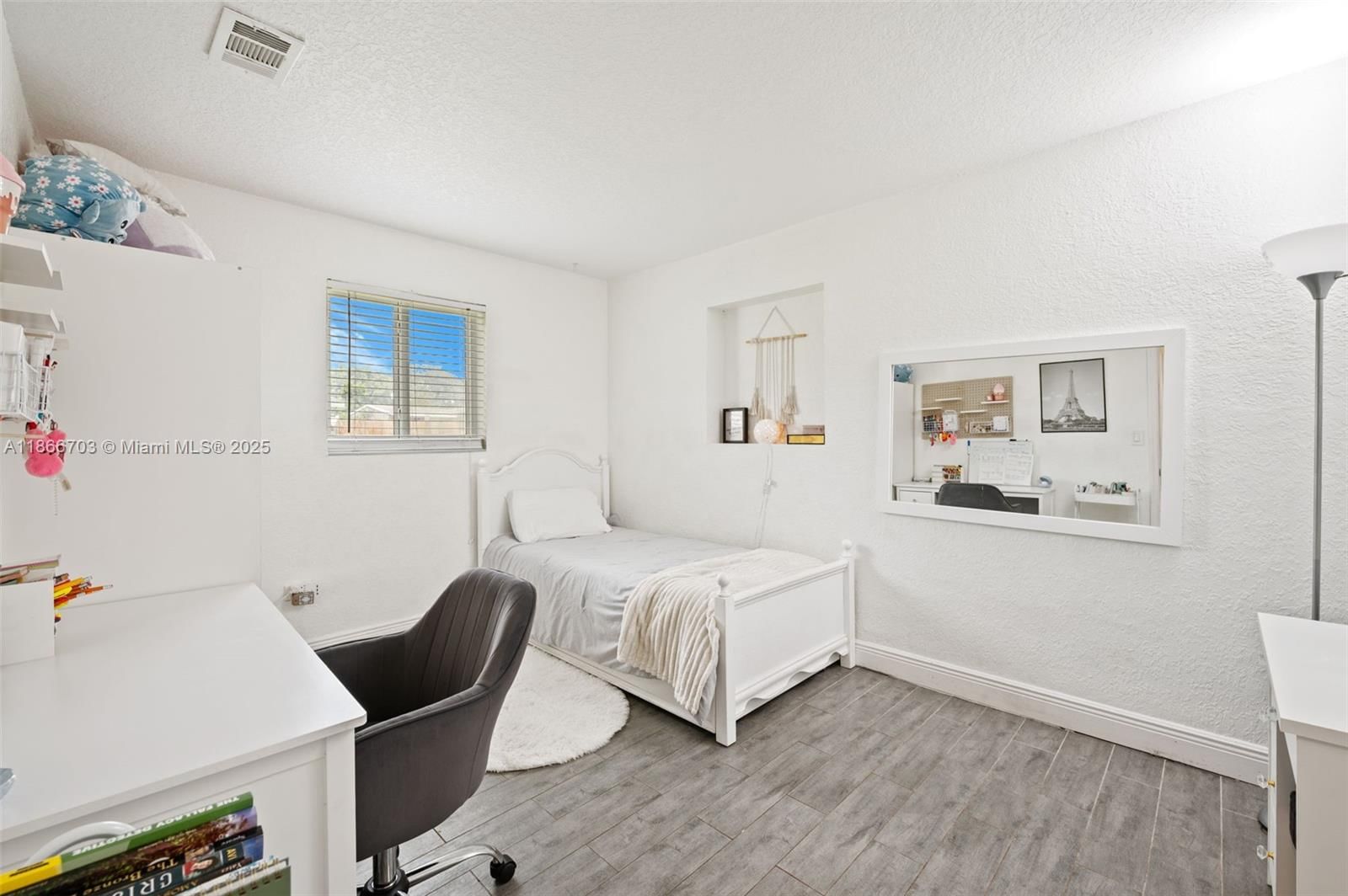 Real estate property located at 5641 37th Ct, Broward, Playland Village Sec 3, Davie, FL