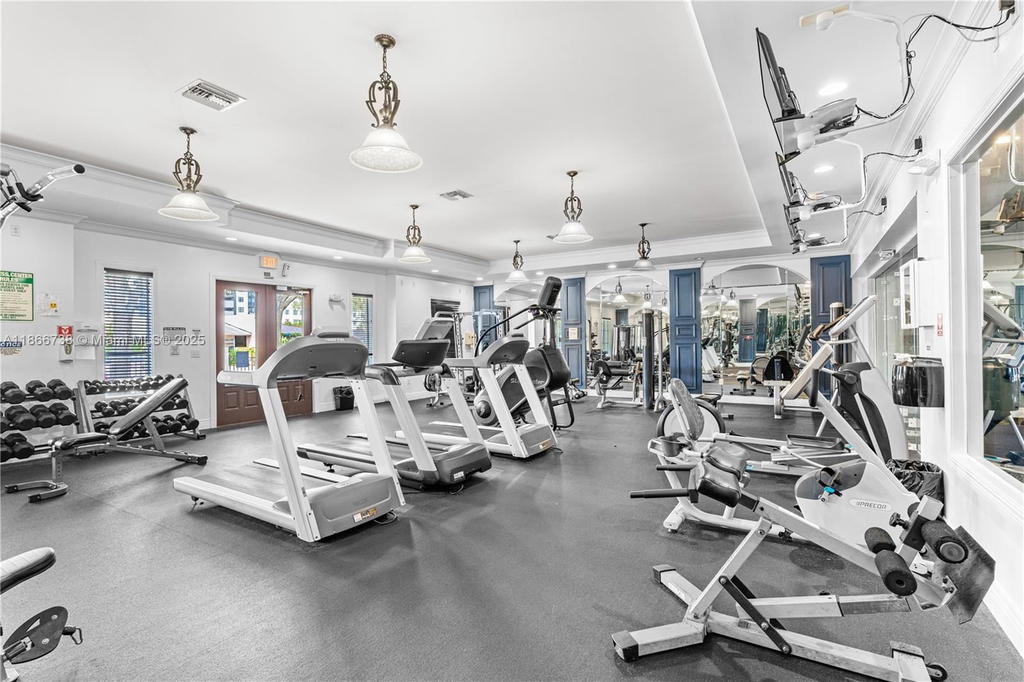 Real estate property located at 6851 44th St #106, Miami-dade, Gables Court, Miami, FL