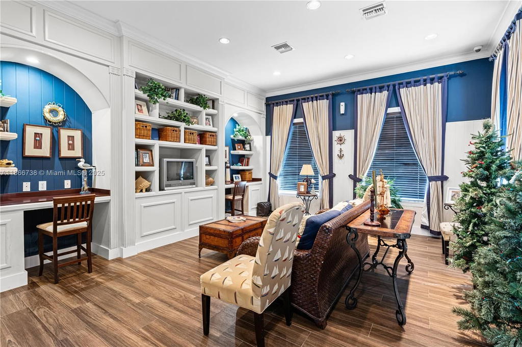 Real estate property located at 6851 44th St #106, Miami-dade, Gables Court, Miami, FL