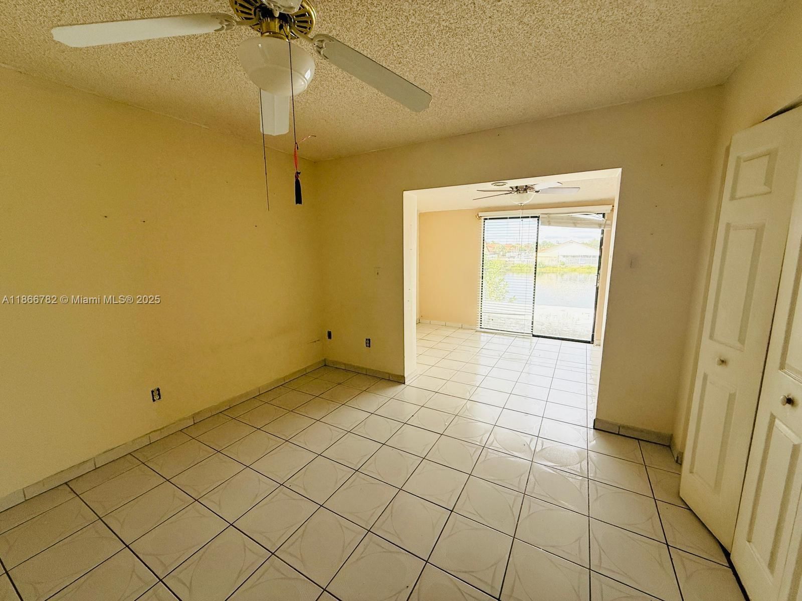Real estate property located at 2669 52nd St #12, Miami-dade, Buenavista Lakes Condo, Hialeah, FL