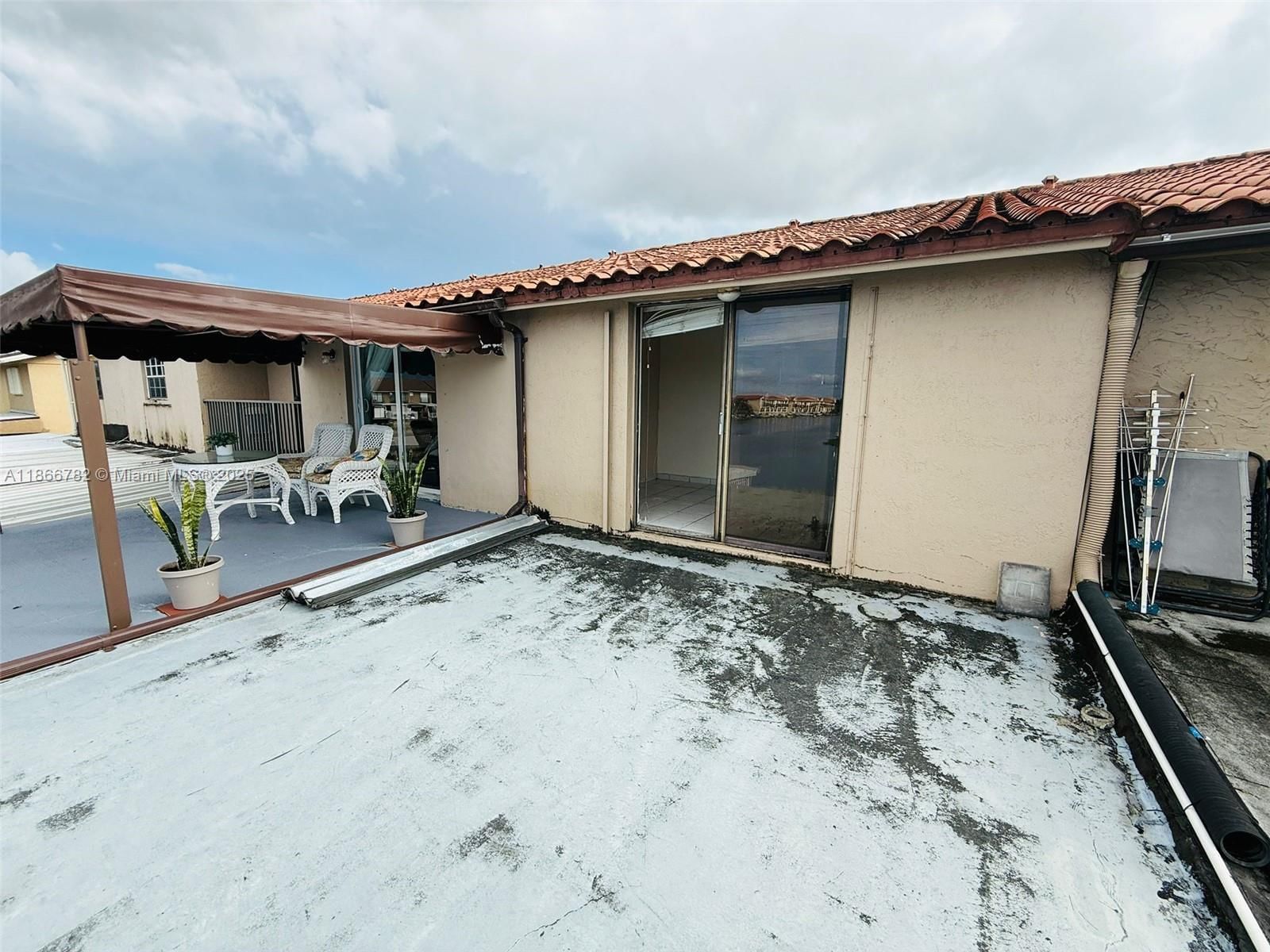 Real estate property located at 2669 52nd St #12, Miami-dade, Buenavista Lakes Condo, Hialeah, FL