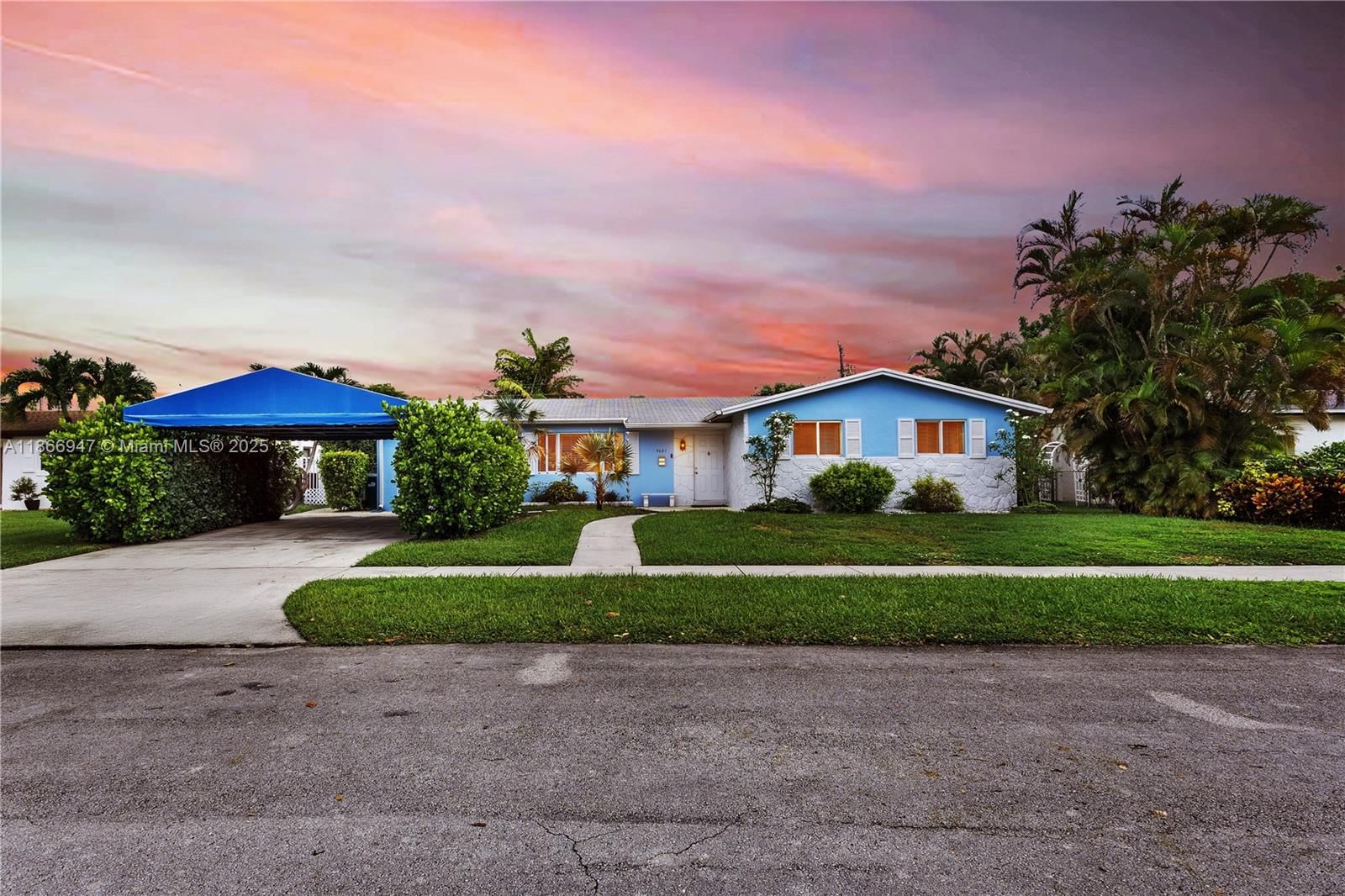 Real estate property located at 9601 58th St, Miami-dade, Darlington Manor 1st Addn, Miami, FL
