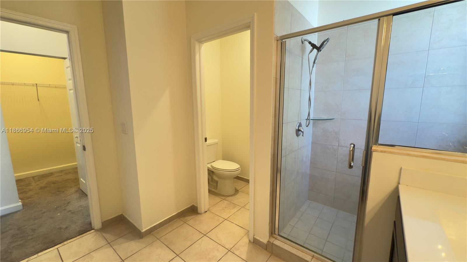 Real estate property located at 10348 33rd Ln, Miami-dade, Aquabella Section One, Hialeah, FL