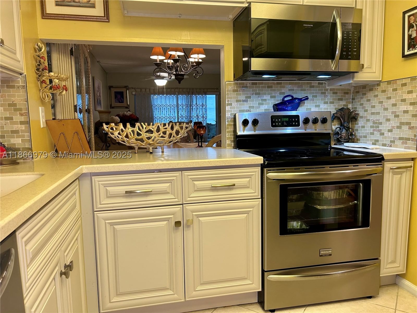 Real estate property located at 9802 Marina Blvd #125, Palm Beach, Sandalfoot South One Cond, Boca Raton, FL